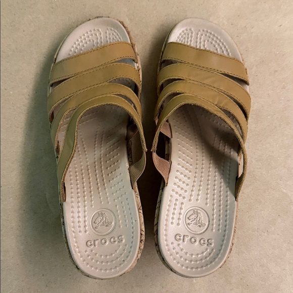 CROCS Tan A-Leigh Leather Multi Straps Slides Cork Wedge Women’s Sandals, Size 6 - Picture 4 of 15